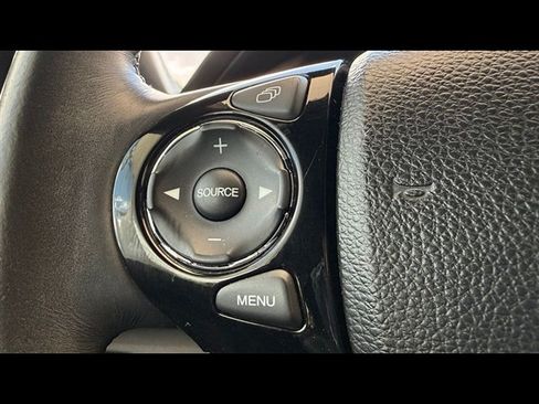 Certified 2017 Honda Accord EX-L image 29