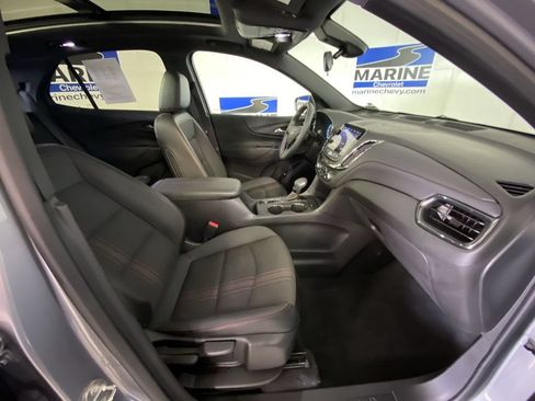 Used 2023 Chevrolet Equinox RS FWD image 34