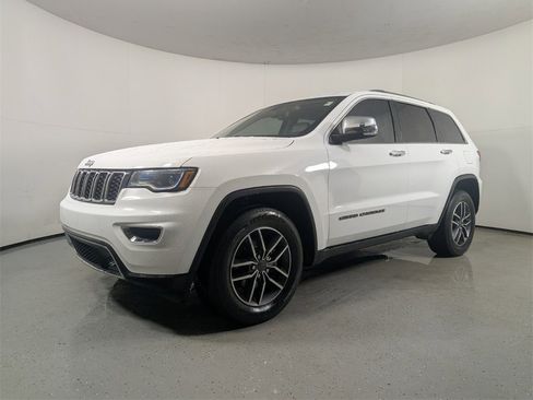 Used 2019 Jeep Grand Cherokee Limited w/ Luxury Group II image 3
