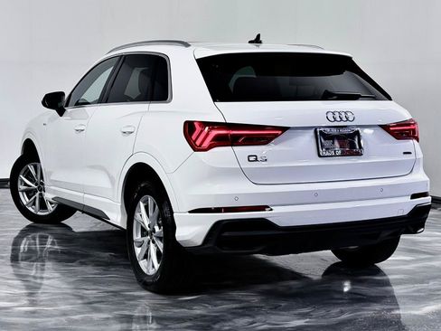 Used 2023 Audi Q3 2.0T Premium w/ Convenience Package AWD/4WD image 11