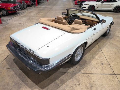 Used 1992 Jaguar XJS V12 Convertible RWD image 17