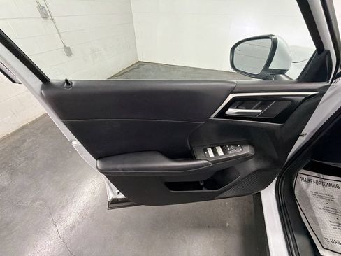 Used 2024 Mitsubishi Outlander SE AWD/4WD image 21