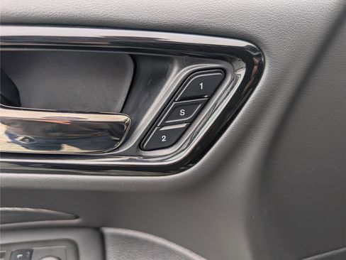 Used 2022 Dodge Durango R/T image 25