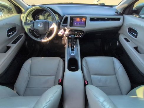 Used 2018 Honda HR-V EX image 18