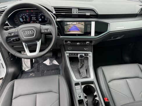 New 2025 Audi Q3 2.0T Premium image 27