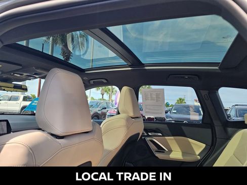 Used 2025 BMW X1 xDrive28i w/ M Sport Package AWD/4WD image 15