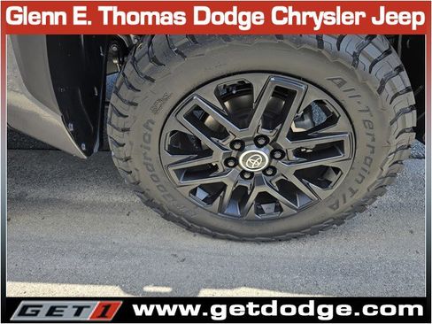Used 2024 Toyota Tundra Limited AWD/4WD image 37