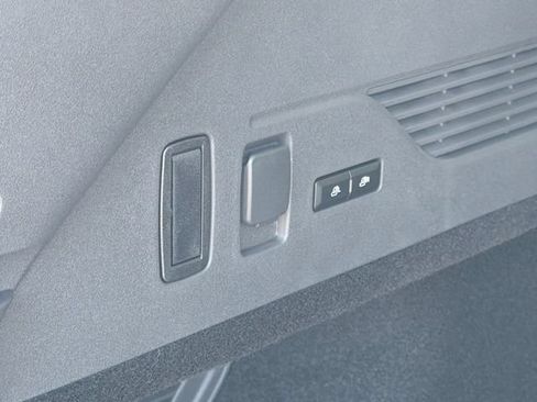 New 2026 Lincoln Nautilus Reserve AWD/4WD image 20