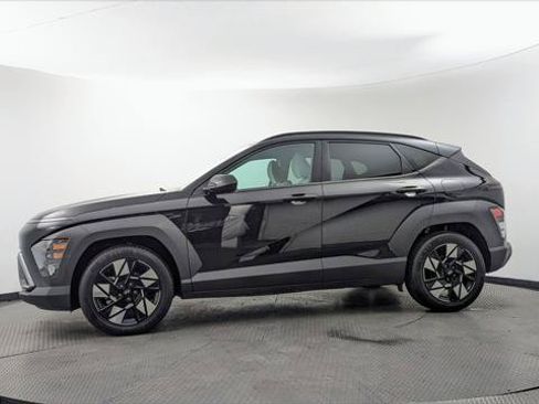 Used 2024 Hyundai Kona SEL FWD image 3