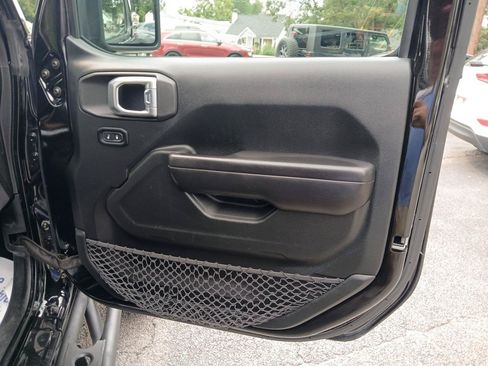 Used 2020 Jeep Wrangler Unlimited Sport S AWD/4WD image 15