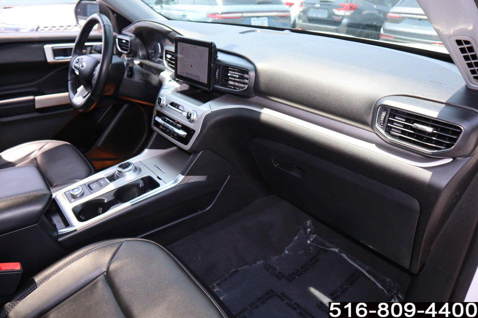 Used 2022 Ford Explorer XLT w/ Equipment Group 202A AWD/4WD image 24