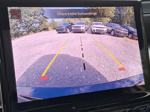 New 2025 Jeep Grand Cherokee L Limited w/ Black Appearance Package image 15