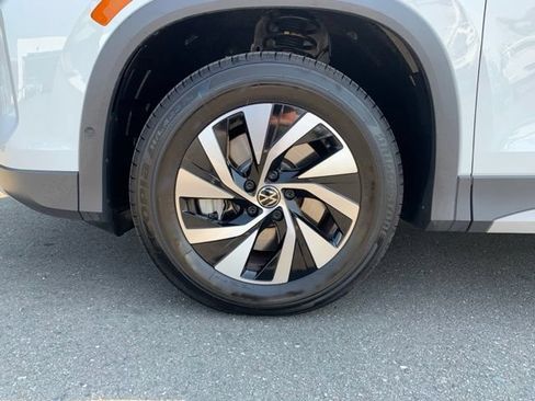 Used 2025 Volkswagen Tiguan S AWD/4WD image 10