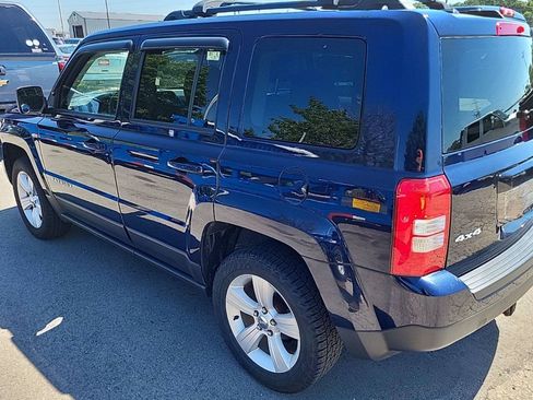 Used 2015 Jeep Patriot Latitude w/ Sun/Sound Group AWD/4WD image 4