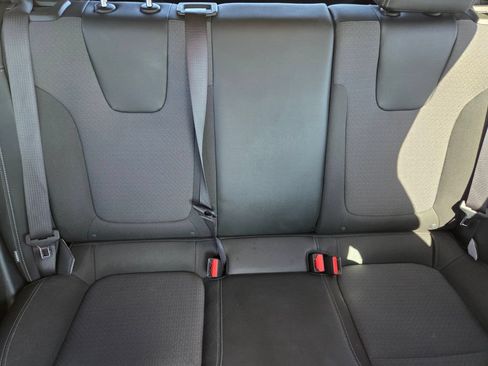 Used 2025 Buick Encore GX Preferred FWD image 30