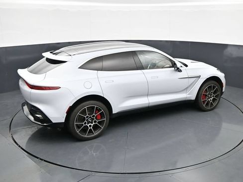Used 2021 Aston Martin DBX AWD/4WD image 29