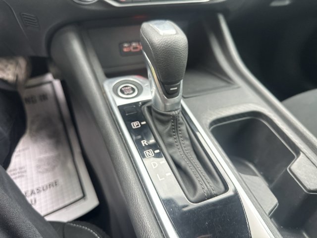 Used 2023 Nissan Sentra SV w/ All-Weather Package FWD image 31
