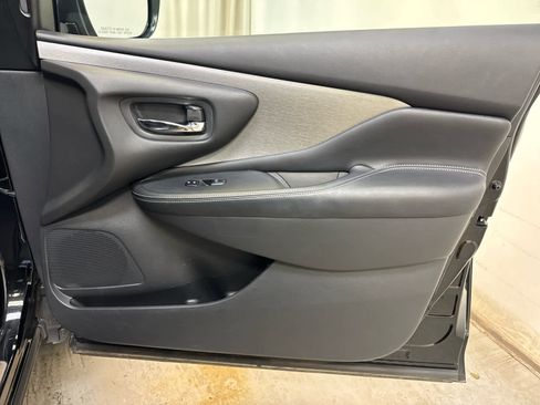 Certified 2024 Nissan Murano SV w/ SV Midnight Edition Package image 27