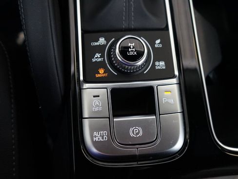 Used 2025 Kia Telluride EX X-Line AWD/4WD image 18