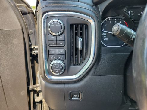Used 2021 GMC Sierra 1500 AT4 w/ AT4 Value Package AWD/4WD image 15