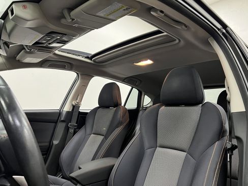 Used 2019 Subaru Crosstrek 2.0i Premium image 18