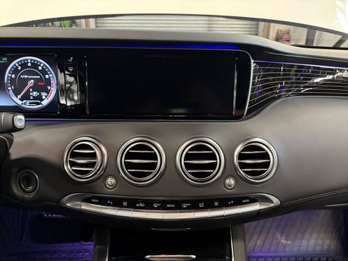 Used 2016 Mercedes-Benz S 63 AMG 4MATIC Coupe image 20
