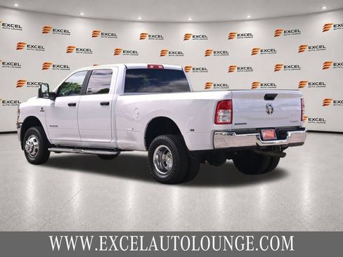 Used 2024 RAM 3500 Big Horn AWD/4WD image 3