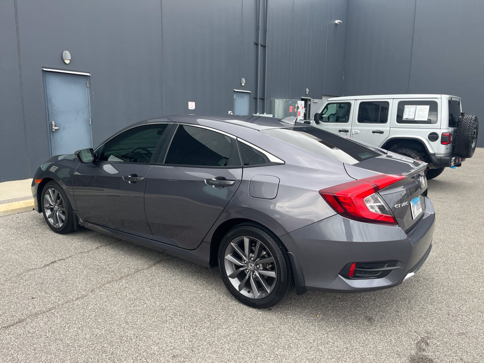 Used 2020 Honda Civic EX image 1