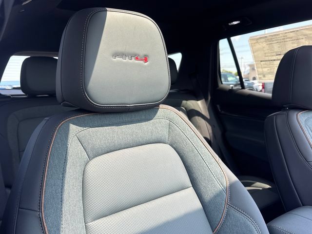 New 2027 GMC Terrain AT4 w/ Technology Package II AWD/4WD image 30