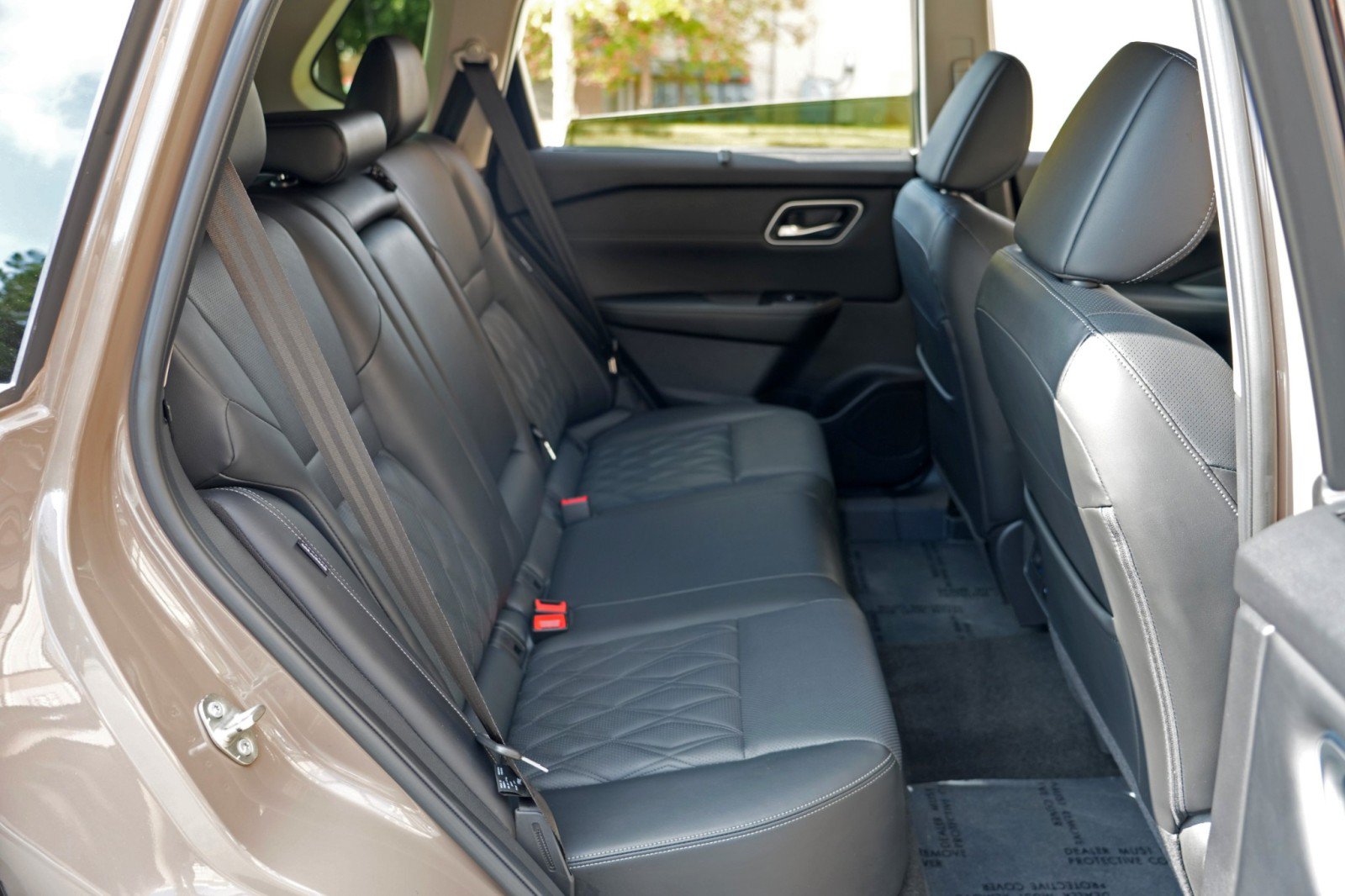Used 2024 Nissan Rogue Platinum w/ Platinum Premium Package FWD image 39
