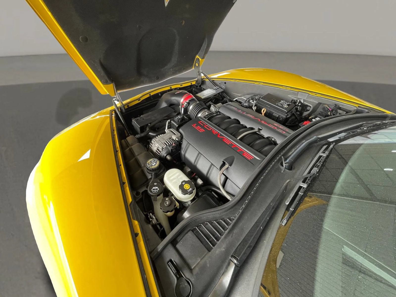 Used 2007 Chevrolet Corvette Coupe w/ Preferred Equipment Group RWD image 18