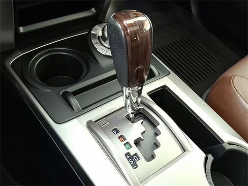 Used 2021 Toyota 4Runner Limited image 17