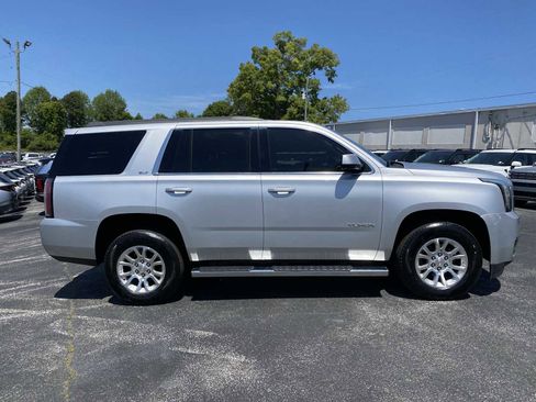 Used 2019 GMC Yukon SLT image 4
