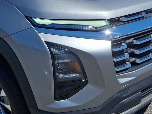Used 2026 Chevrolet Equinox LT FWD image 27
