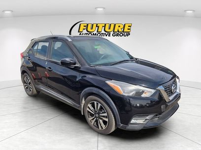 Used 2018 Nissan Kicks SR
