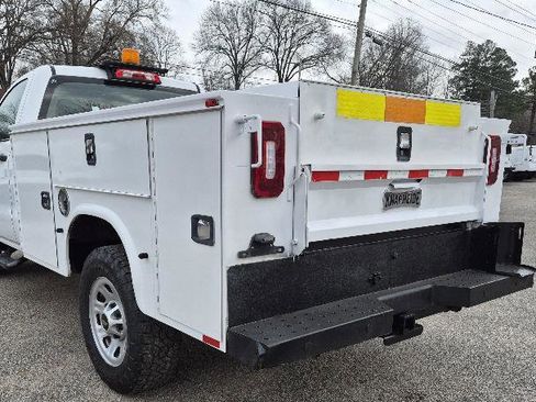 Used 2018 Chevrolet Silverado 3500 W/T image 3