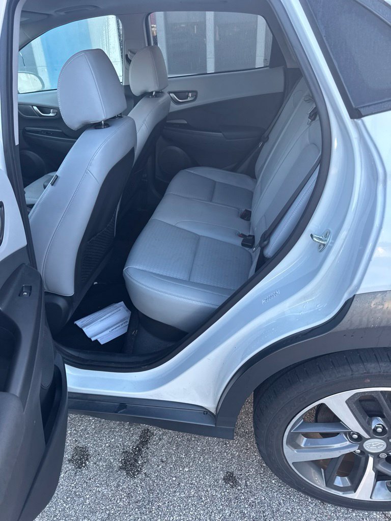 Used 2021 Hyundai Kona Limited FWD image 26