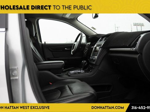 Used 2016 GMC Acadia SLT image 23