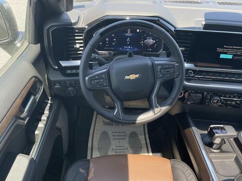 New 2026 Chevrolet Silverado 1500 High Country AWD/4WD image 14