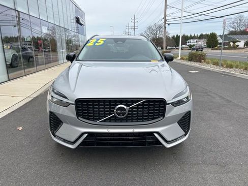 Certified 2025 Volvo XC60 B5 Plus AWD/4WD image 7
