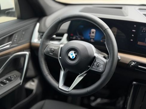 New 2026 BMW X1 xDrive28i w/ Technology Package AWD/4WD image 11