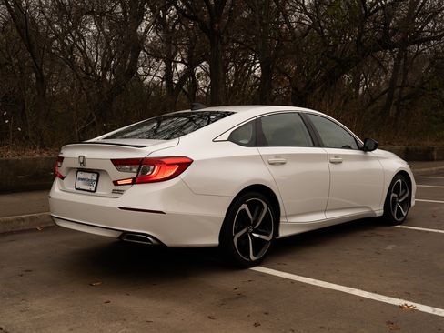 Certified 2022 Honda Accord Sport Special Edition image 9