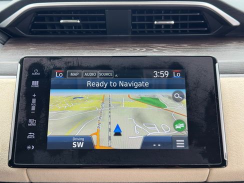 Used 2018 Honda Clarity Touring image 24