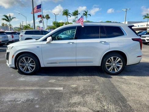 Used 2023 Cadillac XT6 Premium Luxury FWD image 5