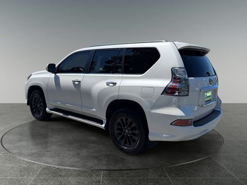 Used 2022 Lexus GX 460 Premium w/ Premium Plus Package AWD/4WD image 7