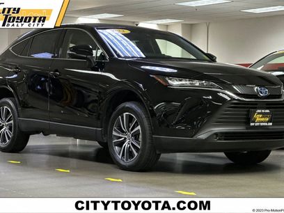 Certified 2022 Toyota Venza LE