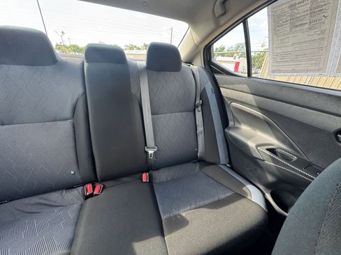 Used 2025 Nissan Versa SV image 35