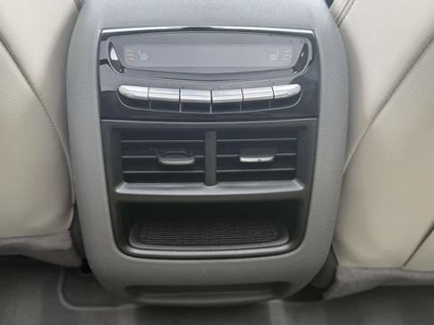Certified 2024 Cadillac XT5 Premium Luxury AWD/4WD image 30