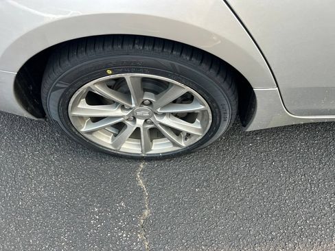 Used 2019 Cadillac CTS Luxury RWD image 11