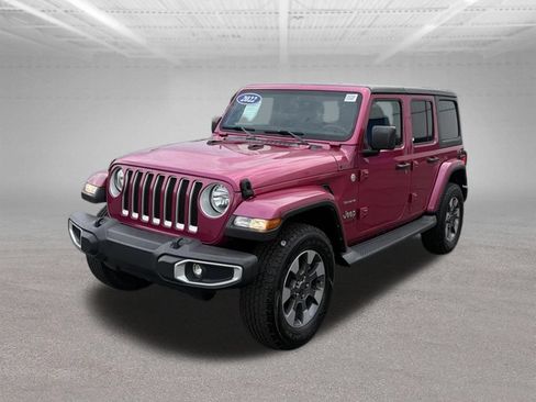 Used 2022 Jeep Wrangler Unlimited Sahara AWD/4WD image 4